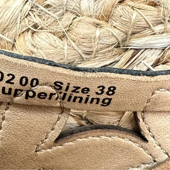 DANSKO Clarissa Daisy Floral Black Leather Slides Heels Sandals EUR 38 (7.5-8) - Picture 4 of 16